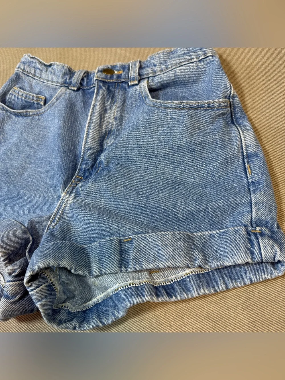 American Apparel Y2K High Waisted Denim Shorts Light Wash Cuffed Size 27 Mom
